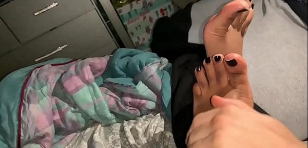  foot massage leads to foot job with gorgeous soft feet